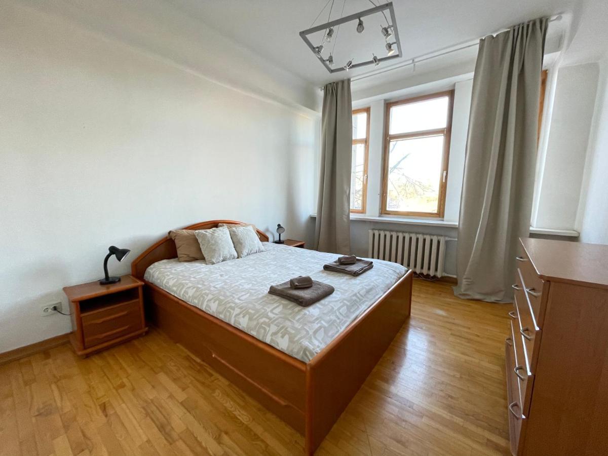 A Cozy Apartment With A Wonderful View Of The River In The Old Town Of VNO Dış mekan fotoğraf